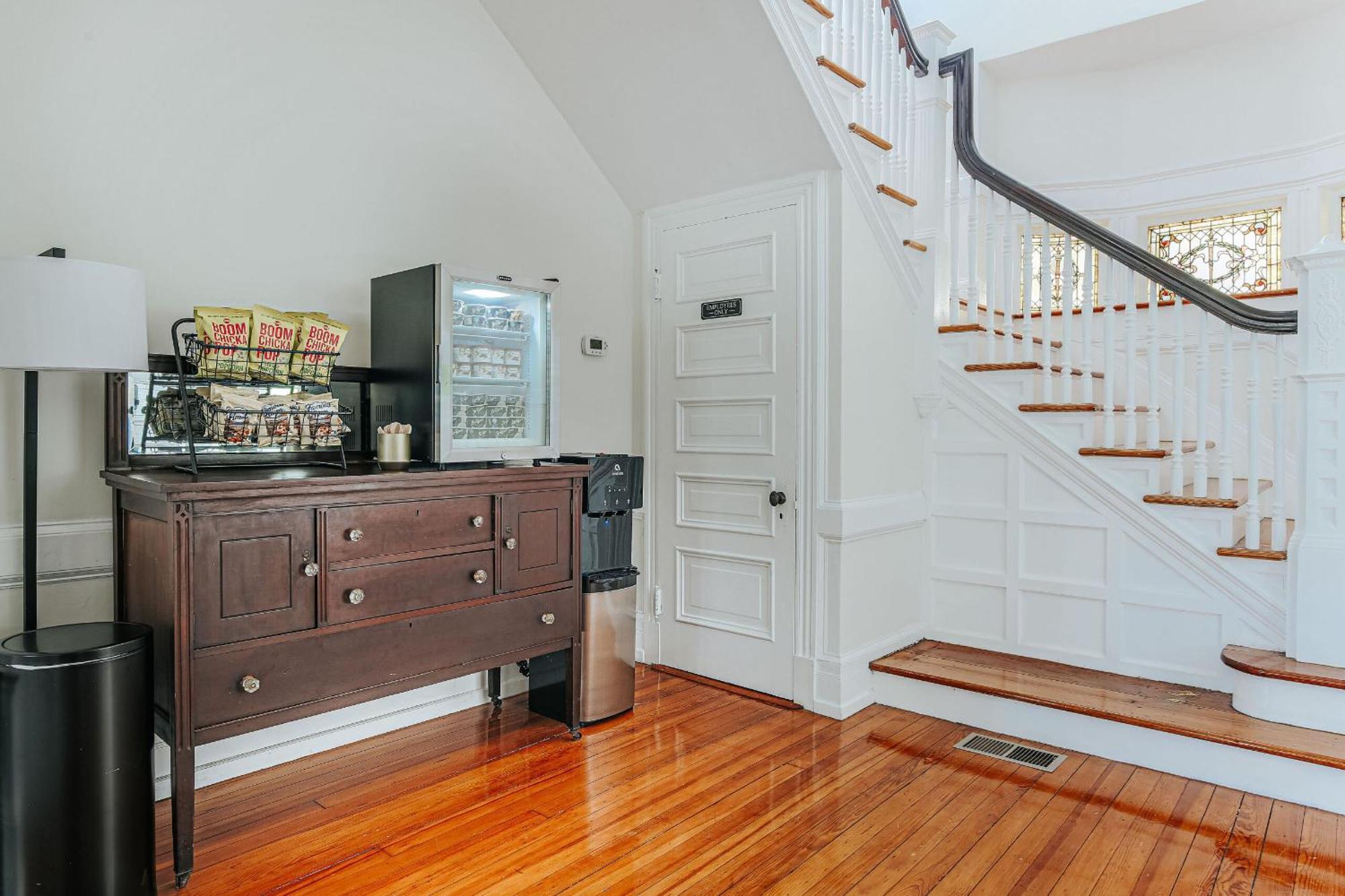 The Historic Berkeley Place Staunton Chambre photo
